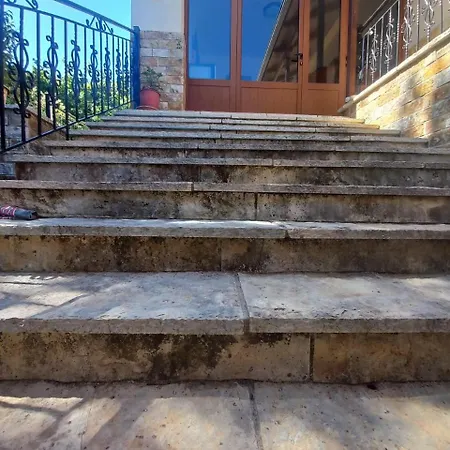Apartmán Rock Mountain House Gjirokastër