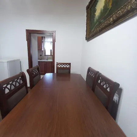 Rock Mountain House Apartmán Gjirokastër