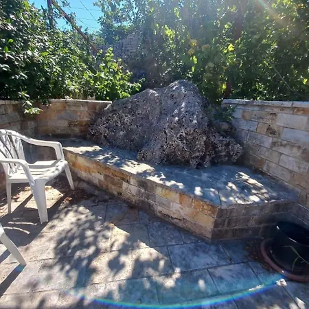 Rock Mountain House